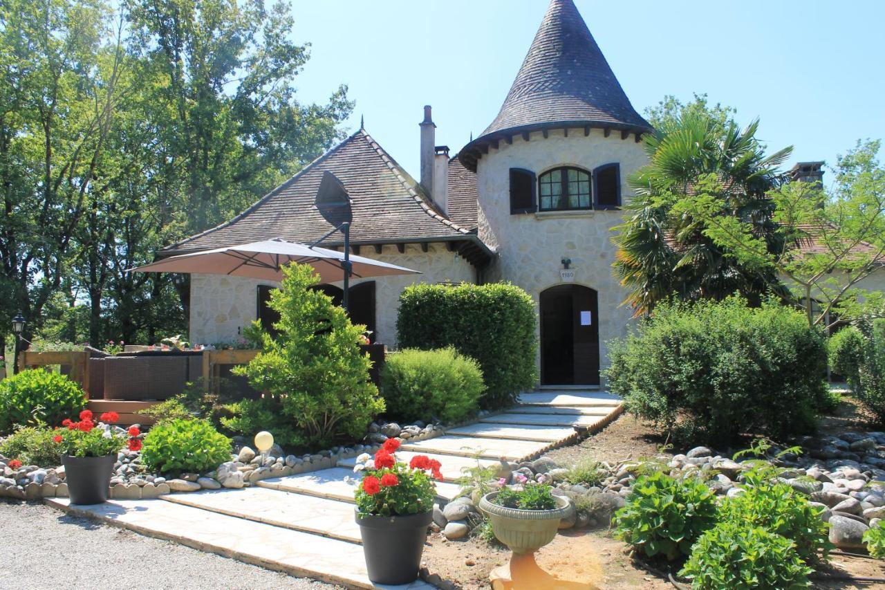 Chambres d'Hôtes Le Bois Trinquille Saint-Viance Exterior foto